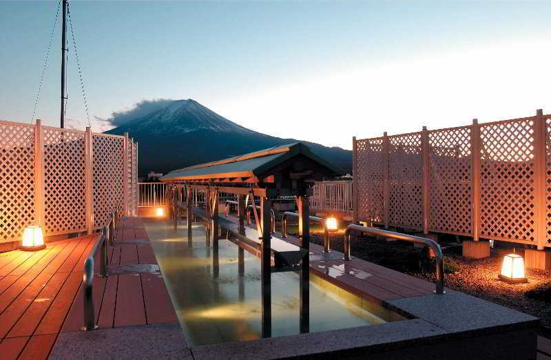 Fujikawaguchiko Onsen Konanso Hotel Eksteriør billede A view of Mount Fuji from the hotel